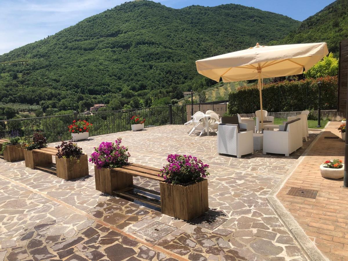 Casa Vacanze Vecchio Frantoio Residenza Leccino Сполето Экстерьер фото