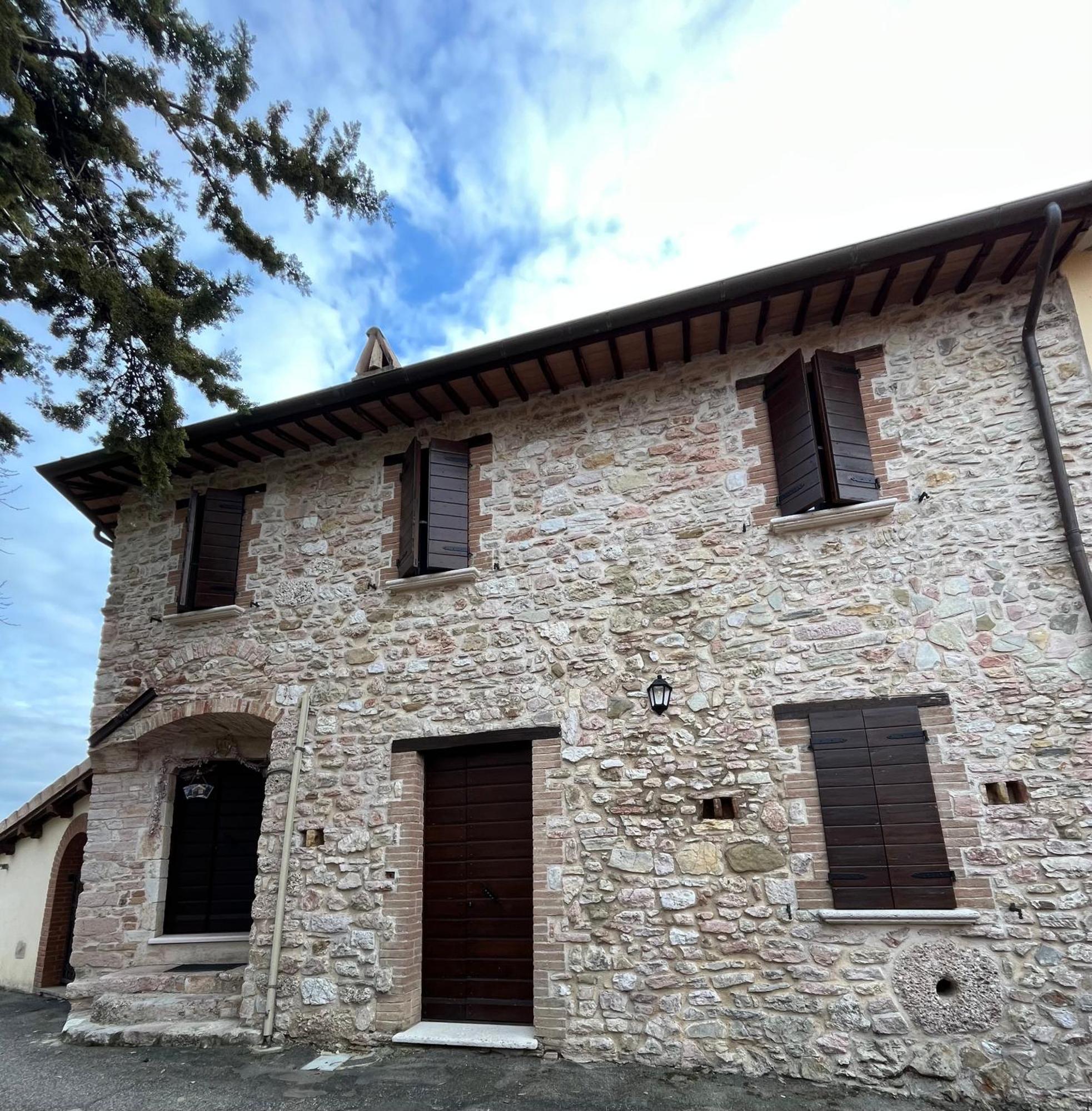 Casa Vacanze Vecchio Frantoio Residenza Leccino Сполето Экстерьер фото